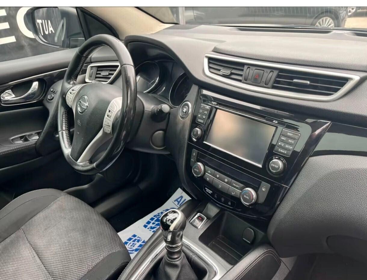 Nissan Qashqai 1.5 dCi 110 CV TETTO PANORAMICO