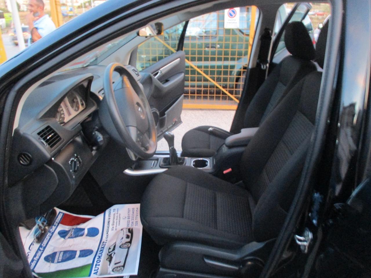 Mercedes-benz B 180 MOLTO BELLO 2011