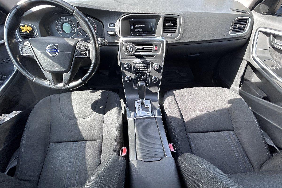VOLVO V60 D3 Geartronic Kinetic