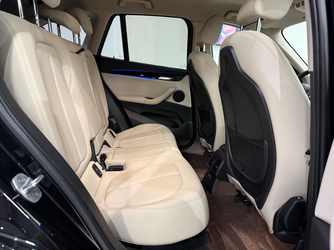 Bmw X1 sDrive18d xLine *Head Up*Pelle*Camera