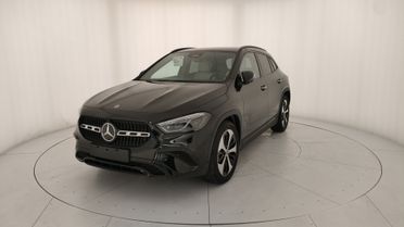 Mercedes-Benz GLA 200 d automatic