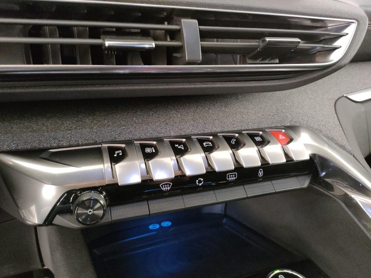 PEUGEOT 5008 1.5 bluehdi GT Line 130cv 7p.ti eat8