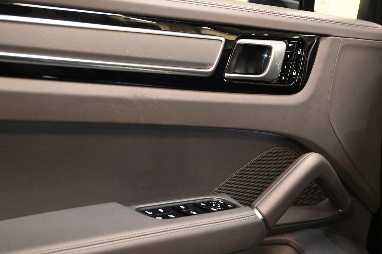 PORSCHE Cayenne 3ªs.'17--> Cayenne 3.0 V6 E-Hy...