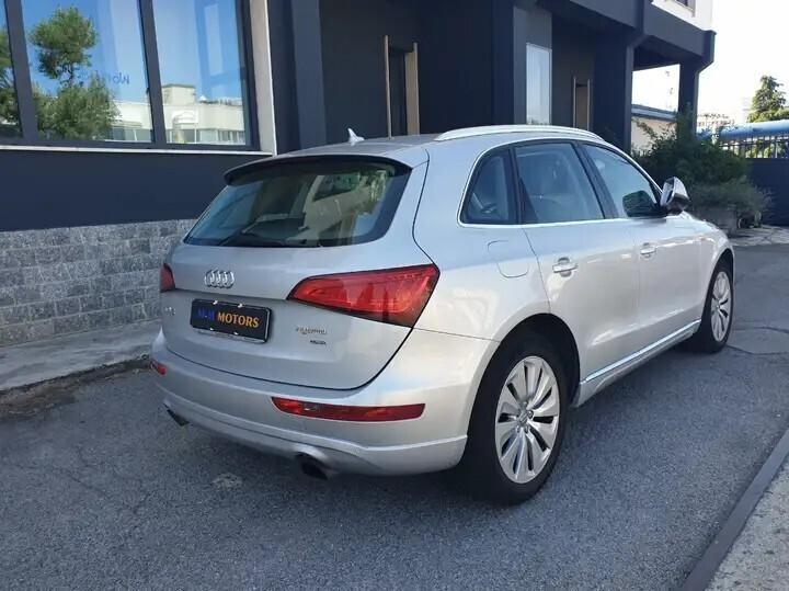 Audi Q5 2.0 TFSI hybrid quattro tiptronic