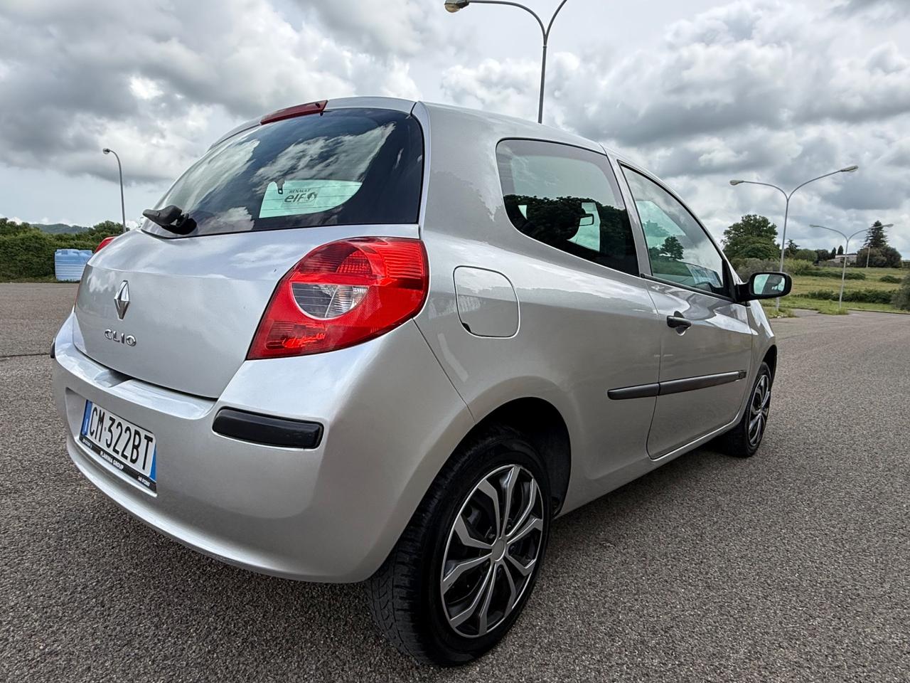 Renault Clio 1.2 cat 3 porte Access Authentique