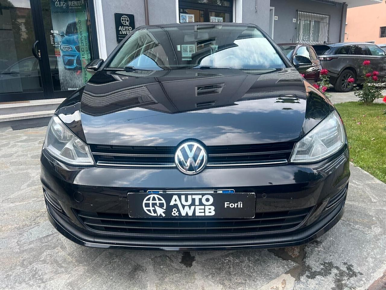 VW GOLF 1.6 TDI 90cv BlueMotion TECH. NEOPATENTATI