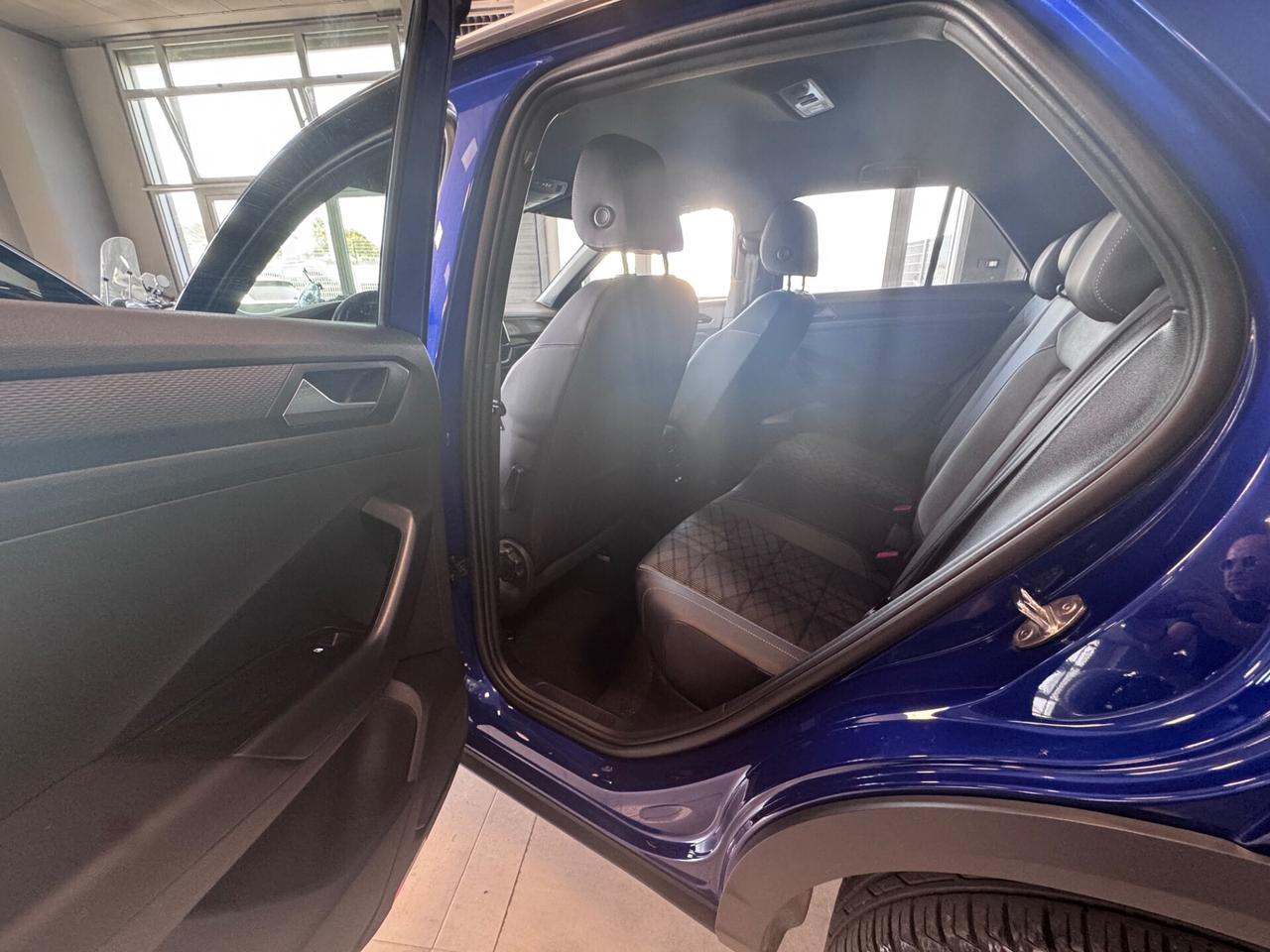 VOLKSWAGEN T ROC 2.0 TDI DSG R-LINE KM 6.000