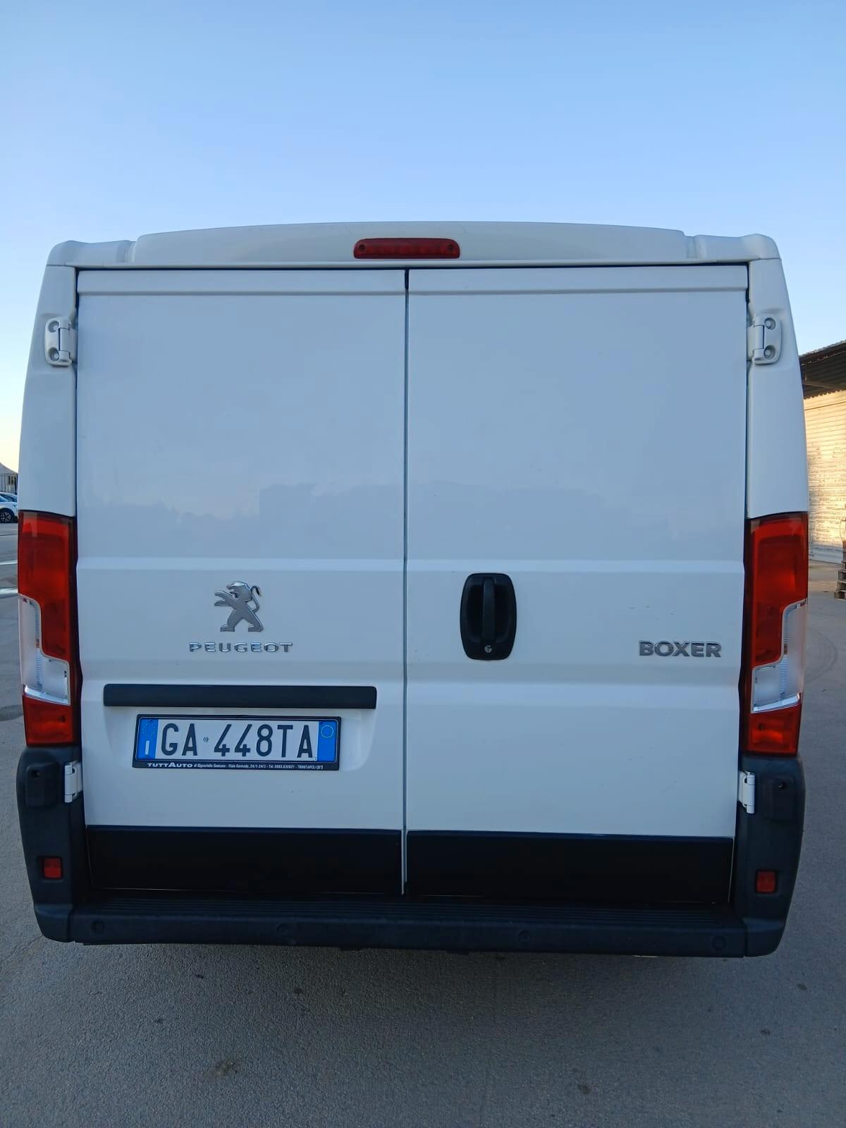 PEUGEOT BOXER 2.2 BLUEHDI 120 S&S PC-TN