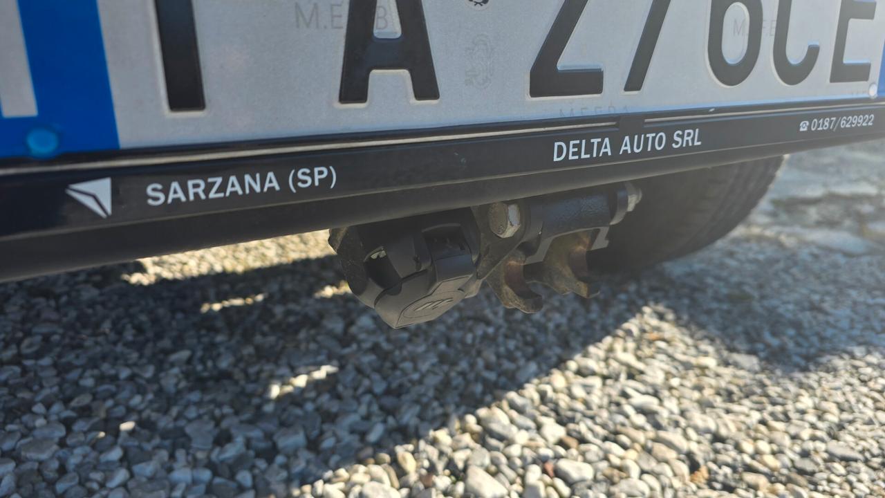 Jeep Wrangler Unlimited 2.8 CRD DPF Rubicon Auto GANCIO TRAINO