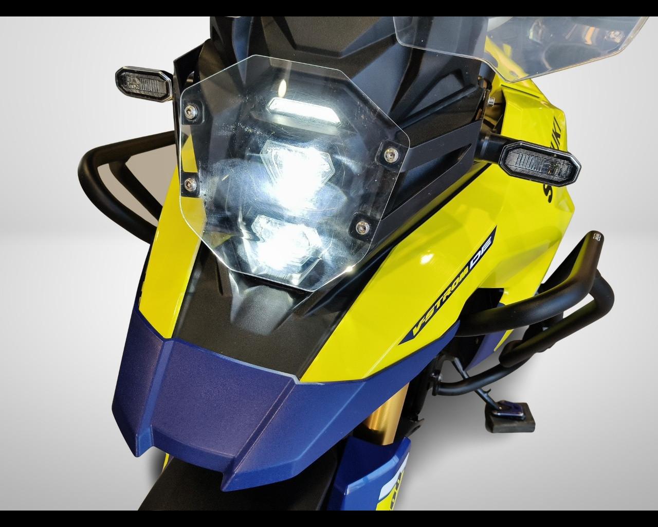SUZUKI V Strom DL 800 - DE