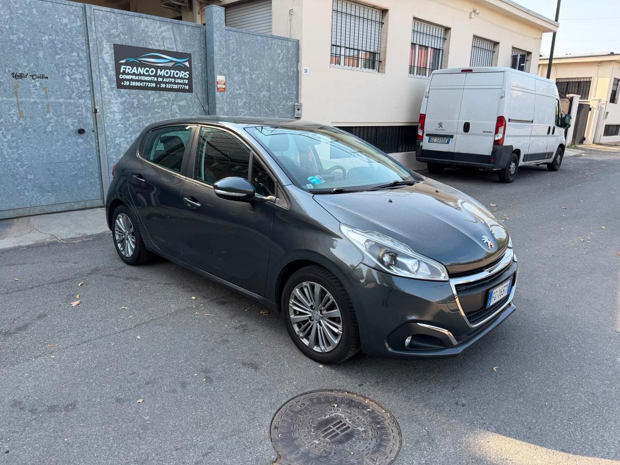 Peugeot 208 PureTech 82 5 porte Allure
