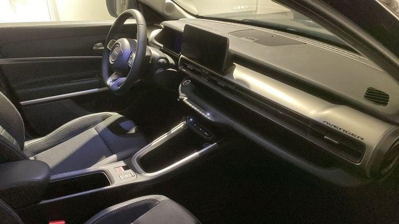 Jeep Avenger Avenger BEV Summit