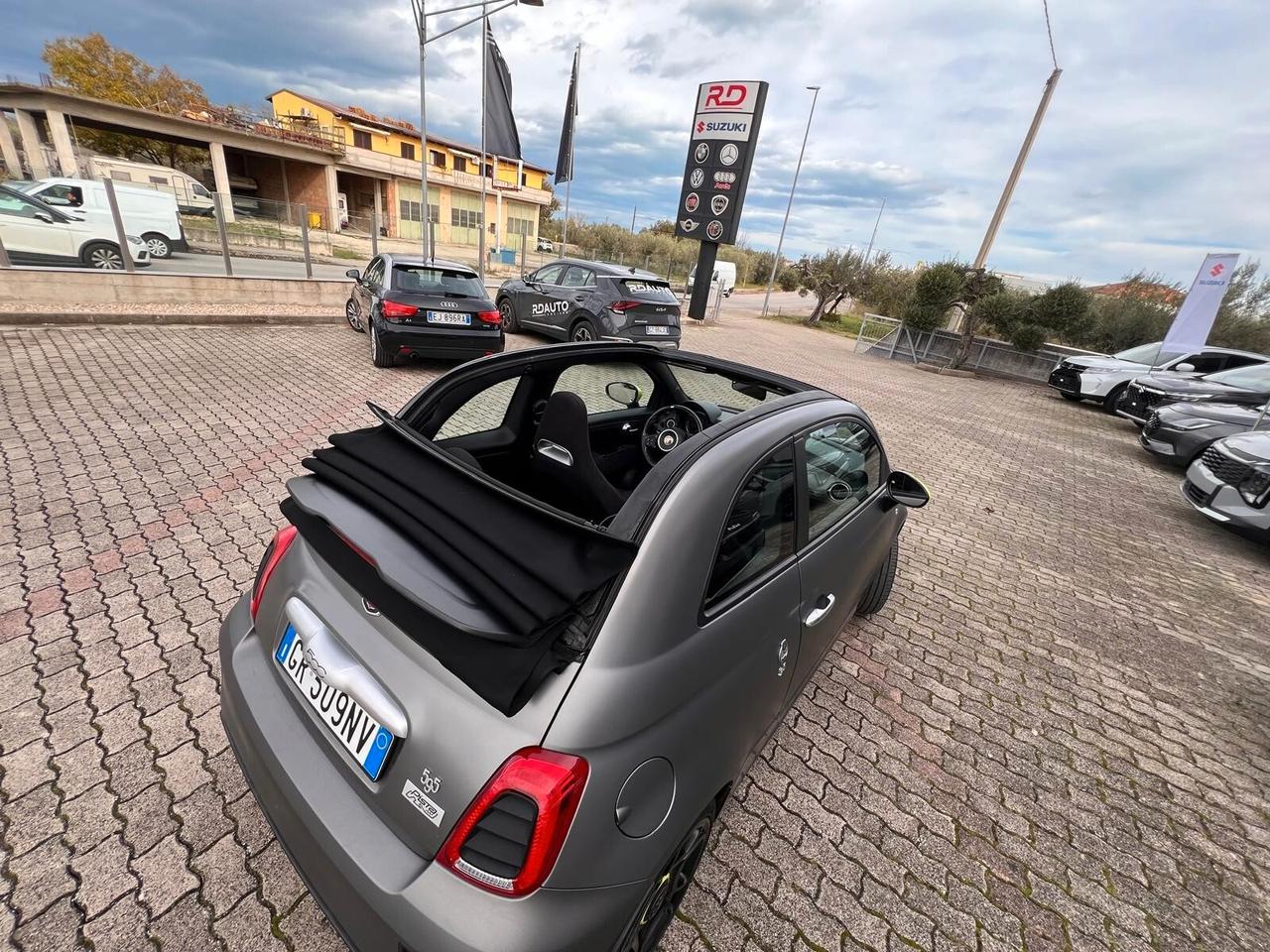 Abarth 595 1.4 Turbo T-Jet 160 CV Pista Cabrio