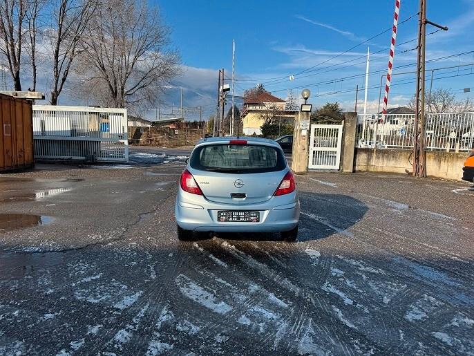 Opel Corsa 1.0 12V 5 porte Club