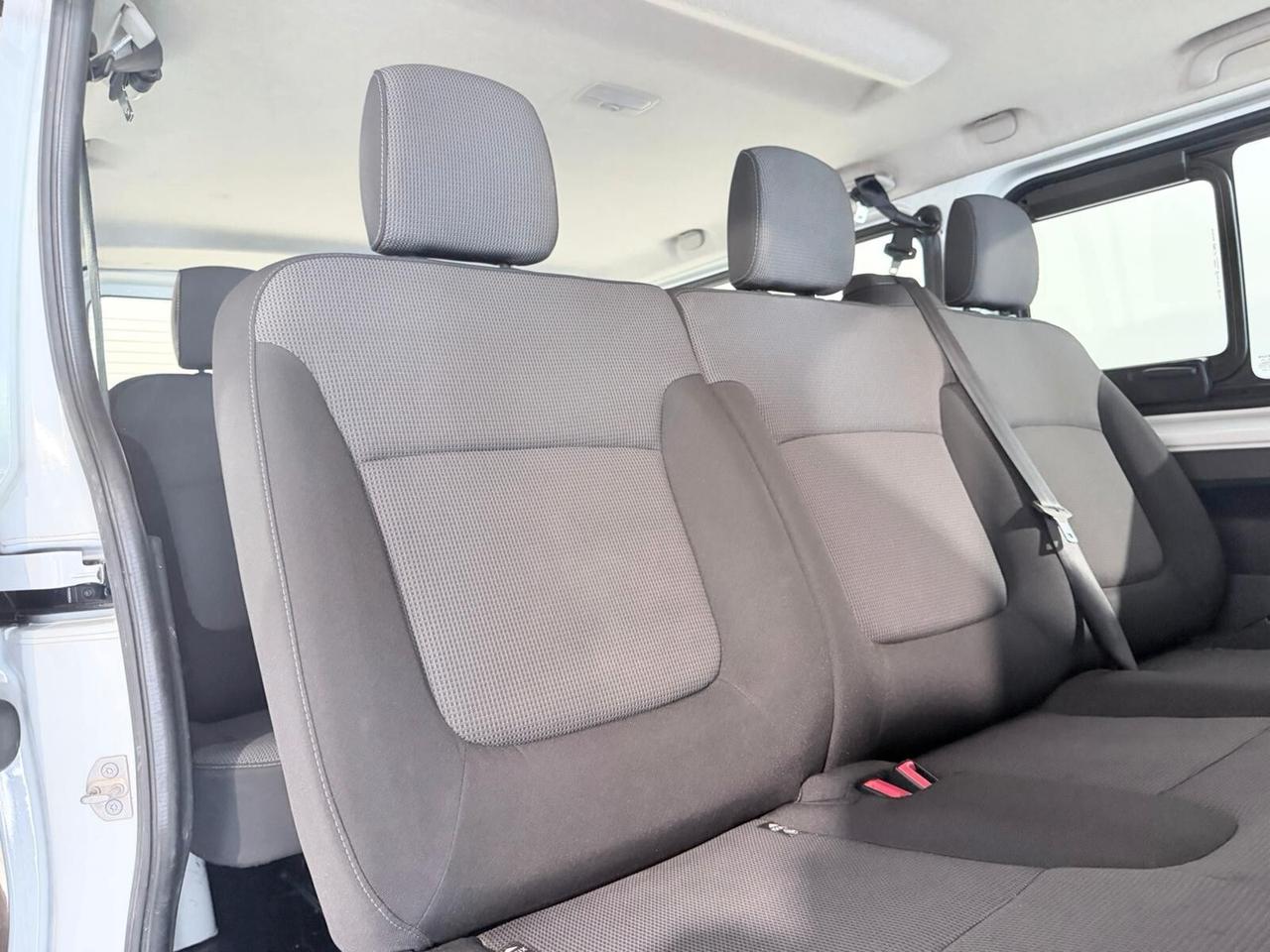 TRAFIC 2022 9 POSTI PASSENGER 2.0 DCI 150 CV