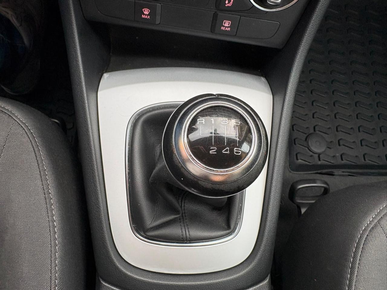 Audi Q3 2.0 TDI 120 CV Business