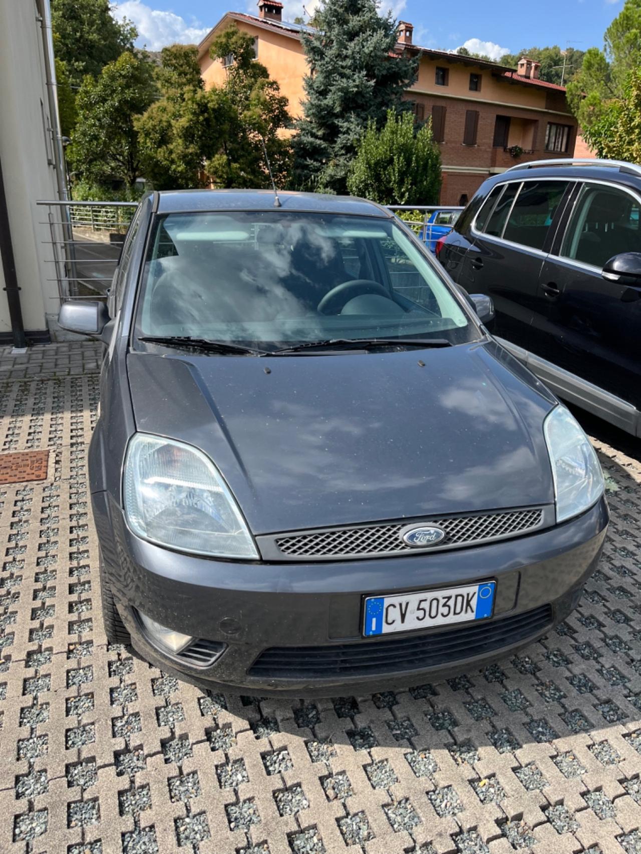 Ford Fiesta 1.4 16V 5p. Ghia GPL