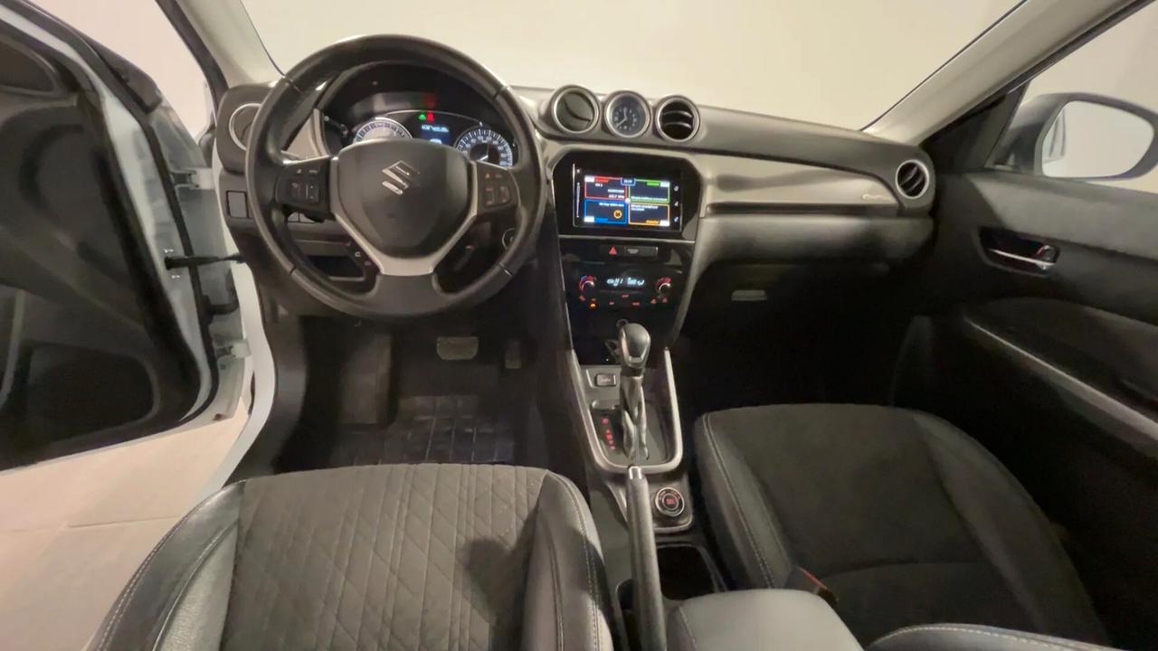 Suzuki Vitara 1.5 140V Hybrid A/T 4WD AllGrip Starview