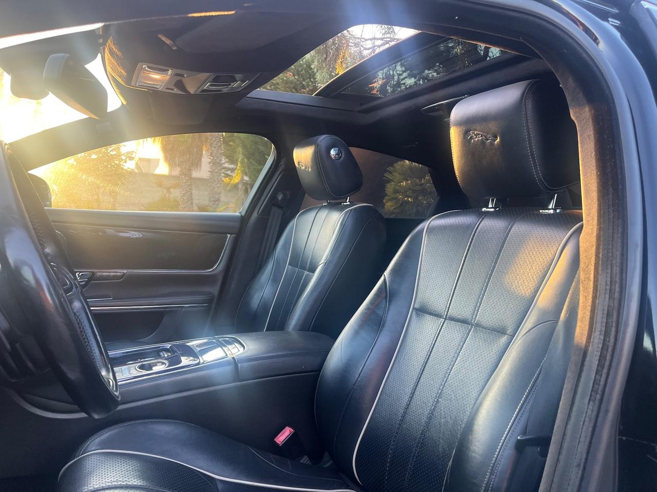 Jaguar XJ 3.0D V6 Premium Luxury - 2012