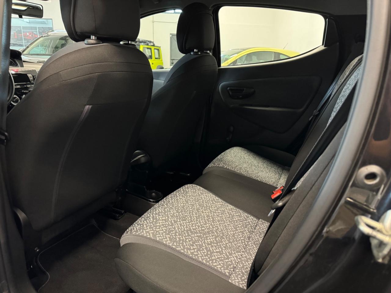 Lancia Ypsilon 1.0 5p Hybrid Ecochic PROMO!