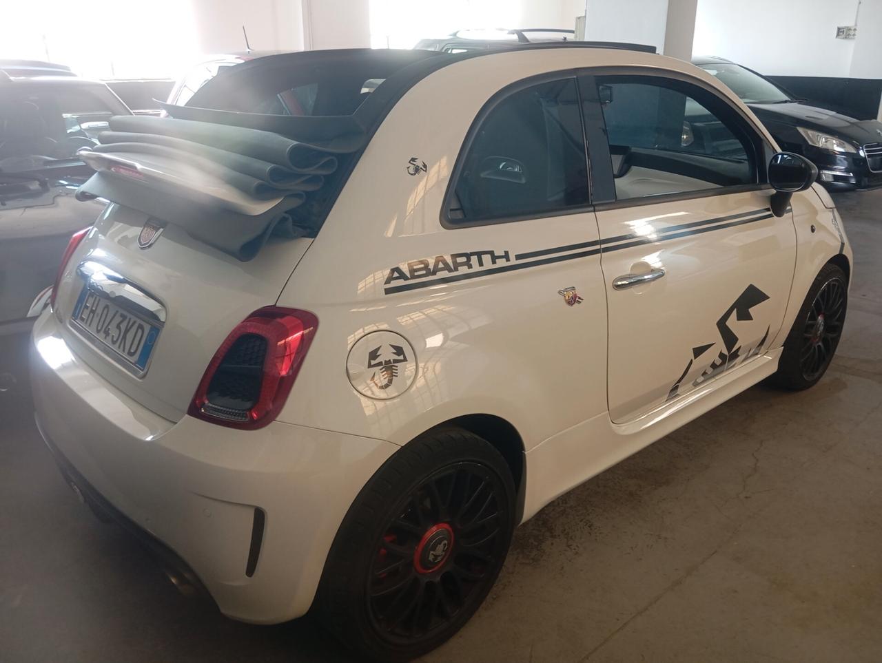 Abarth 500 C 1.4 Turbo T-Jet MTA