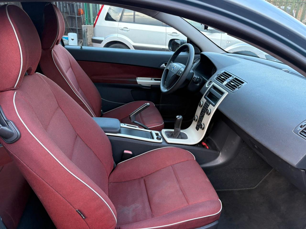 VOLVO C30 1.6 D - 2009