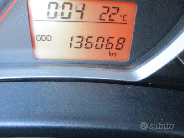 Toyota Yaris 1.0 136000 KM