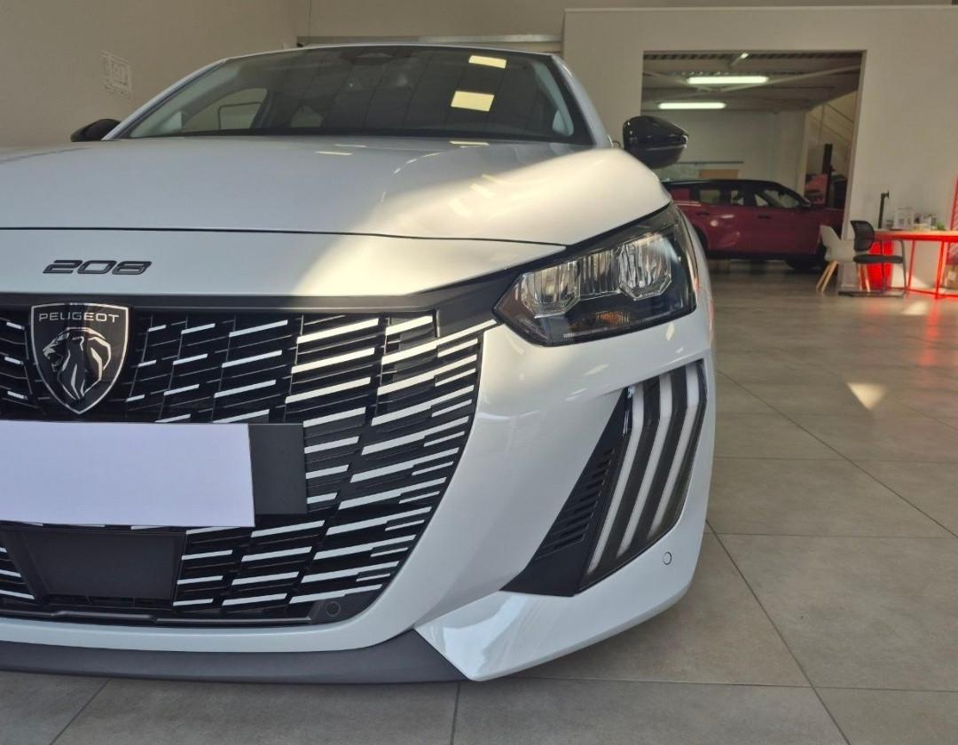 PEUGEOT 208 5P P 12E MHEV P6