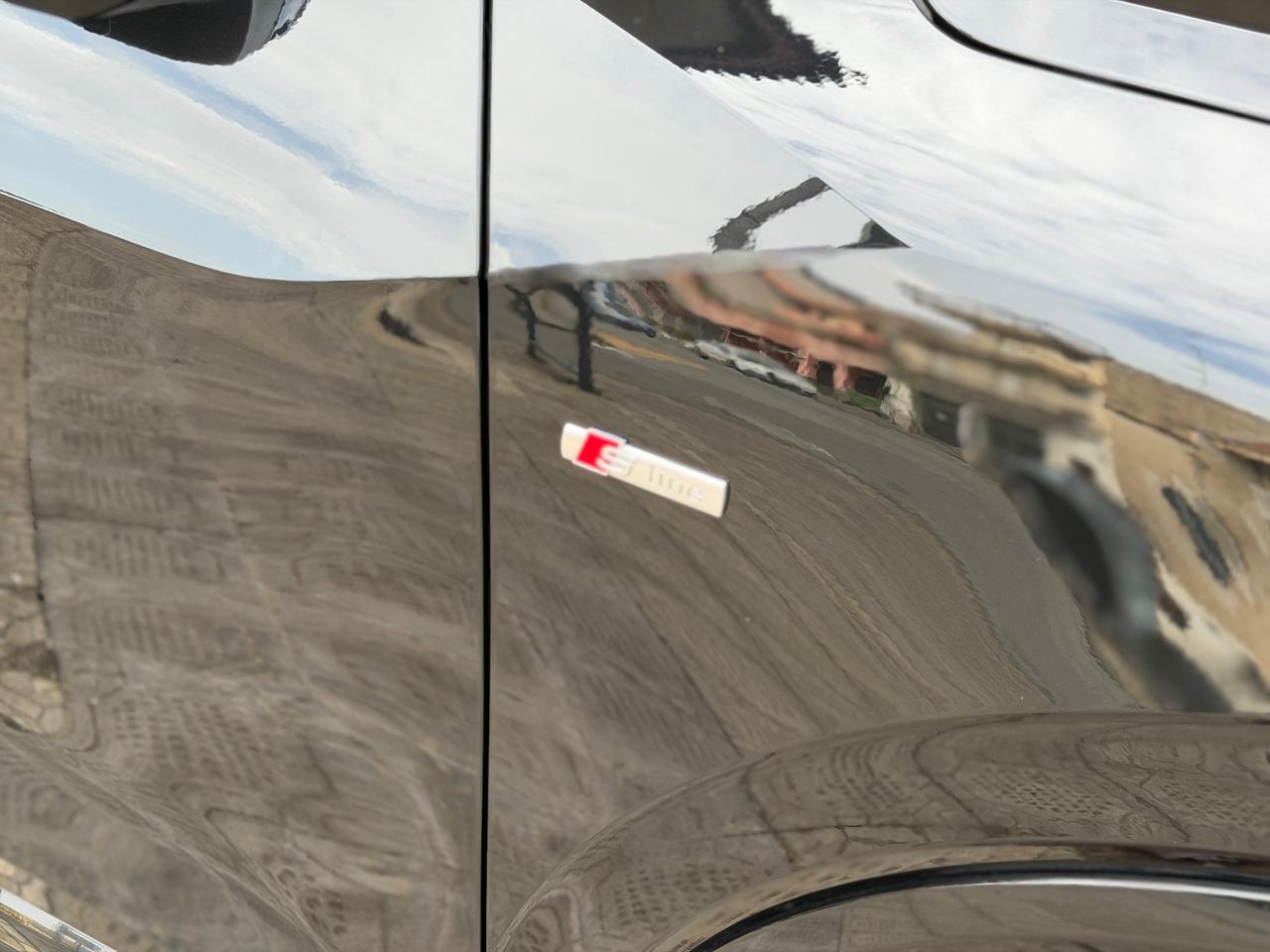 Audi Q2 30 TDI S line Edition