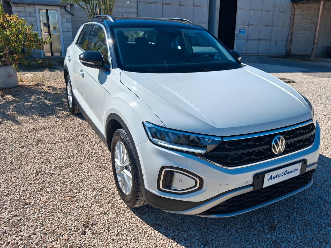 Volkswagen T-Roc 1.0 TSI Life anno 2023