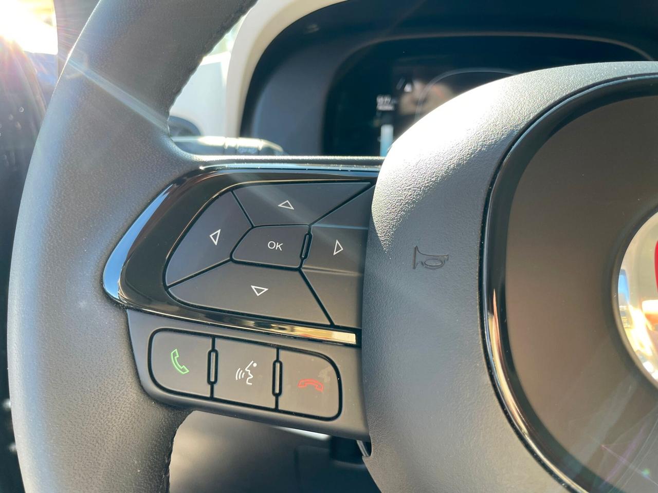 Fiat Pandina CROSS 1.0 FireFly S&S Hybrid 70CV