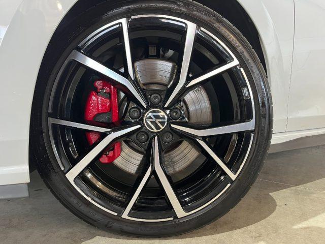 VOLKSWAGEN Golf GTI 2.0 TSI DSG GTI LED MATRIX/ "19 R /NAVI/PARK