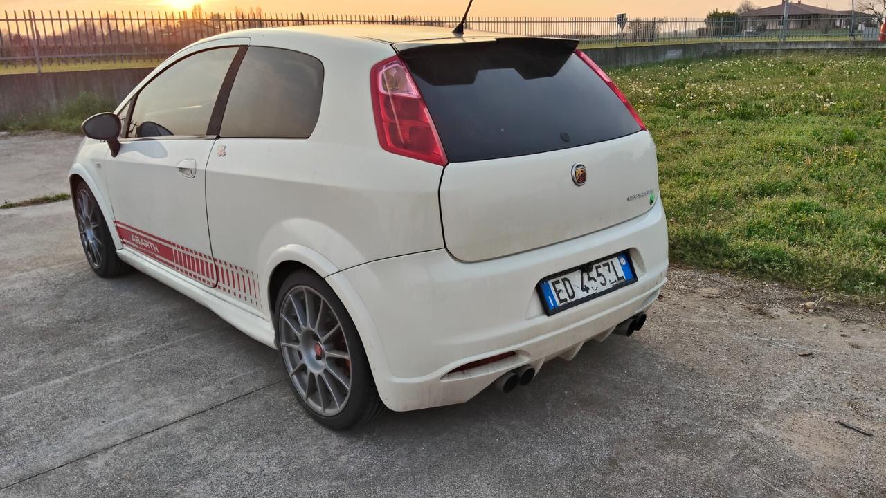 Fiat Grande Punto abarth GPL 2010