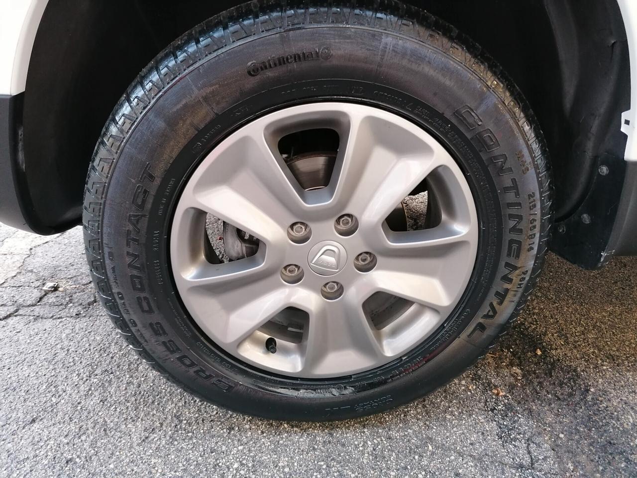 Dacia Duster 1.6 115CV Start&Stop 4x2 GPL Lauréate