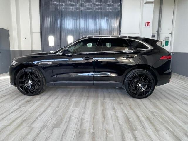 Jaguar F-Pace 3.0 D V6 300 CV AWD aut. S