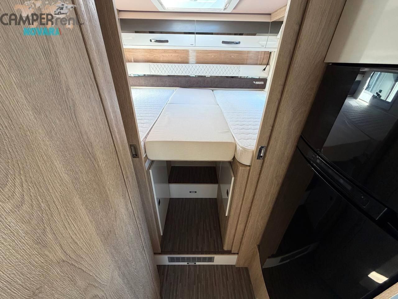 Mobilvetta KEA P 64 SEMINTEGRALE LETTI GEMELLI IN CODA 6.99 MT