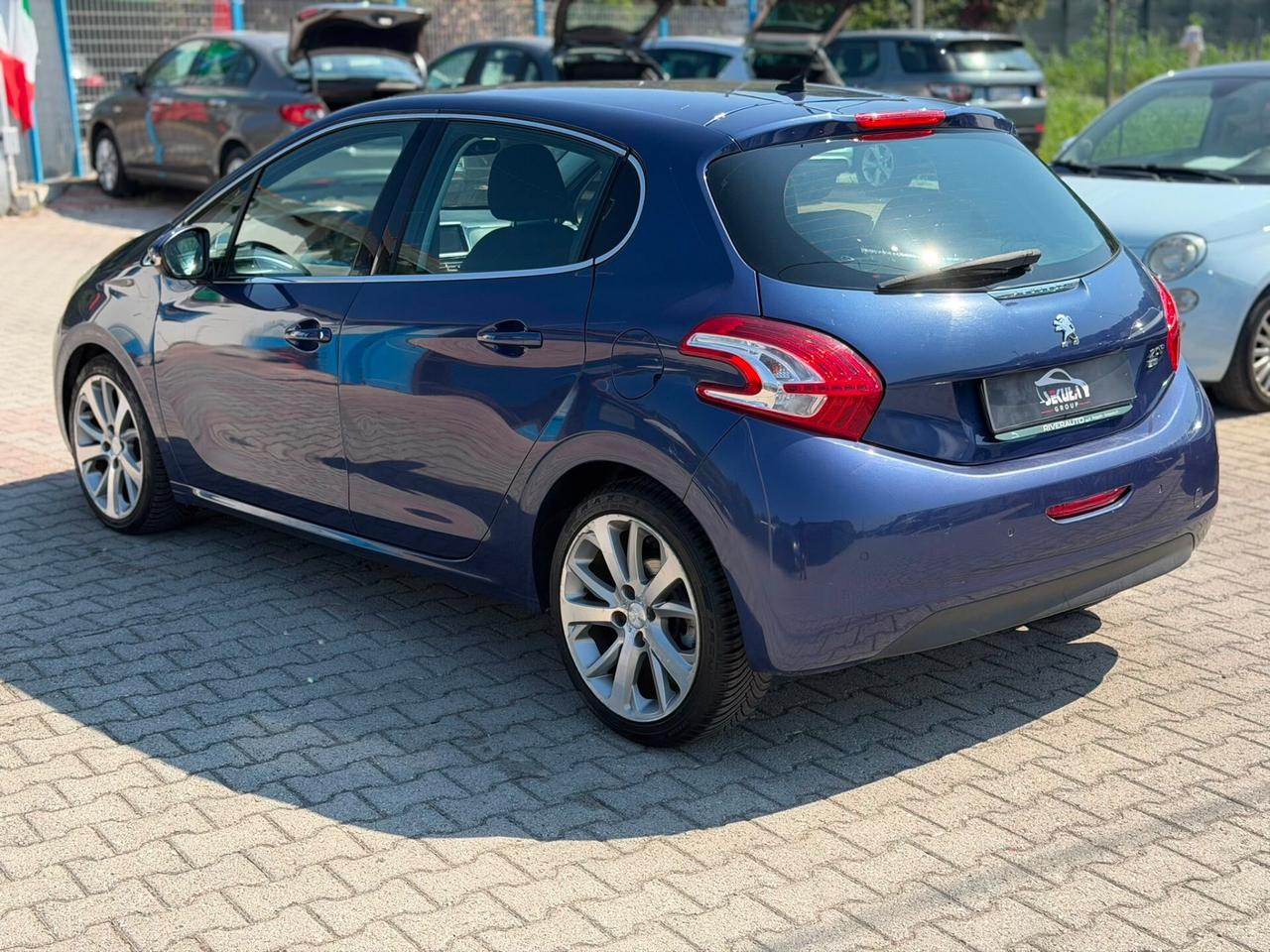 Peugeot 208 1.4 e-HDi 68 CV S&S robotizzato 5 porte Active