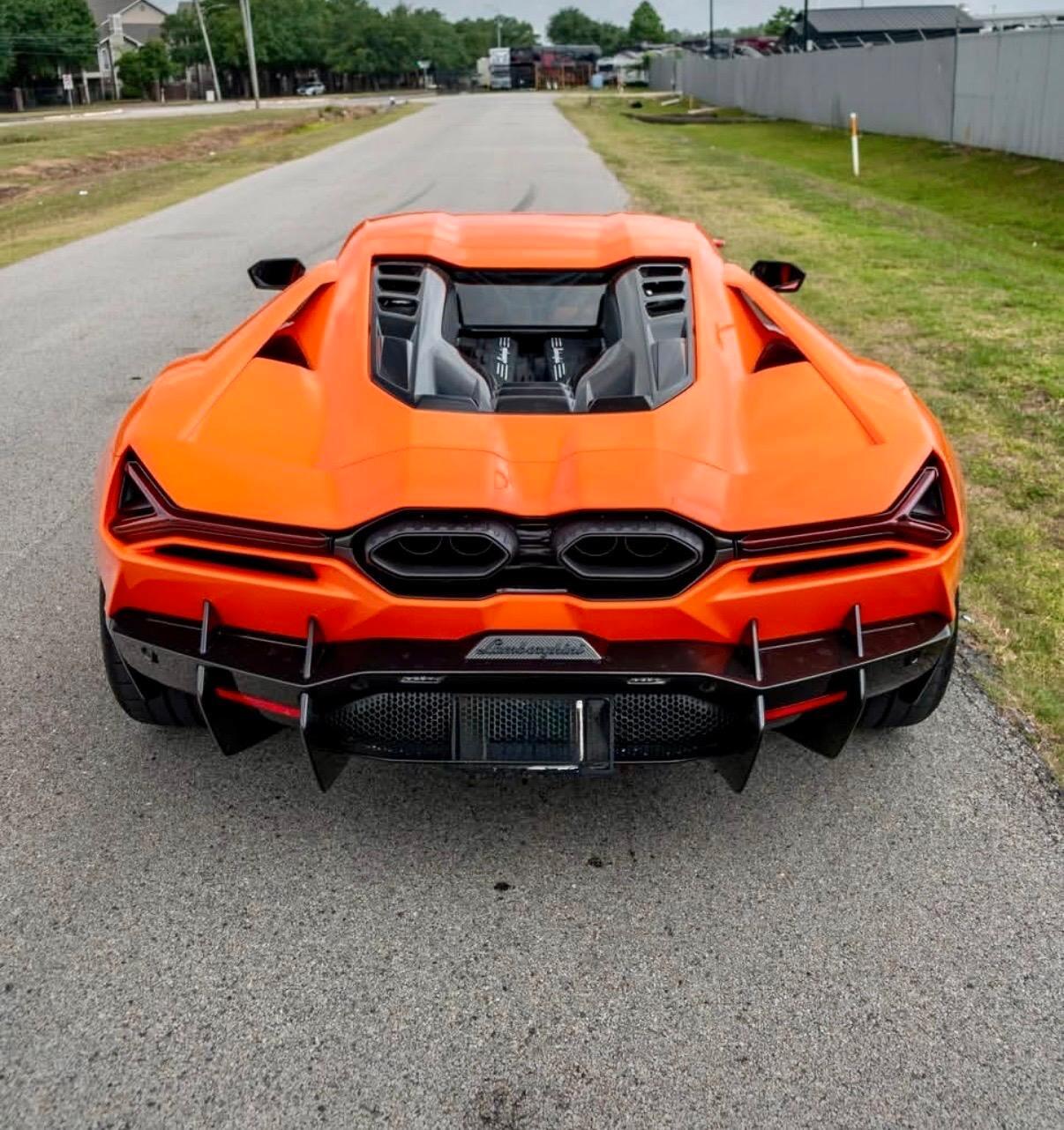 Lamborghini Revuelto 6.5 V12