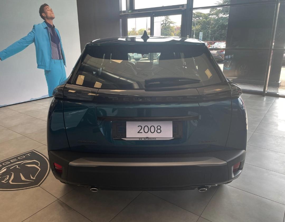 PEUGEOT 2008 H 12E MHEV P6