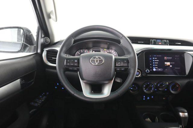 TOYOTA Hilux Hilux 2.4 D-4D A/T 4WD 4 porte Double Cab Lounge