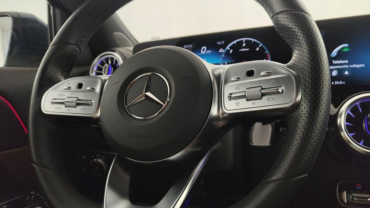 Mercedes-Benz GLA 200 d Premium auto