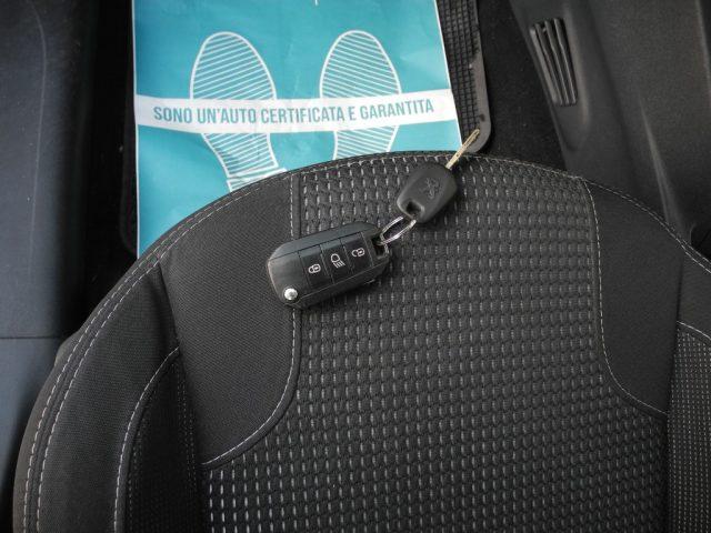 PEUGEOT 208 1.6 BlueHDi 75cv 5p. - OK NEOPATEN. -Uni Propriet.