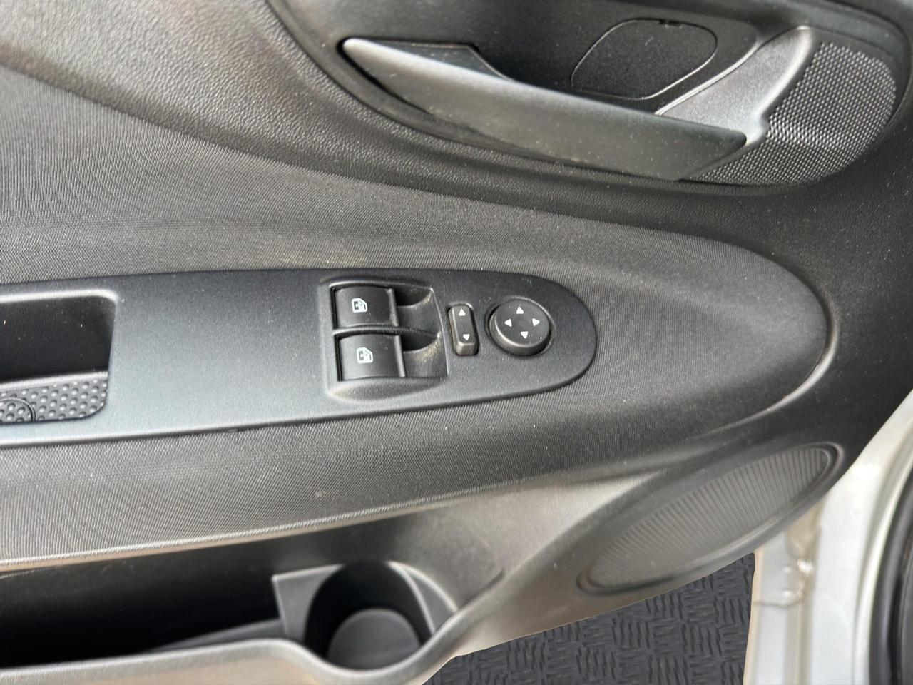 Fiat Punto 5p 1.2 Lounge E6