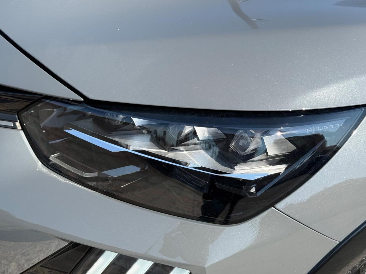 Peugeot 208 Hybrid 145 e-DCS6 GT Grigio Selenium