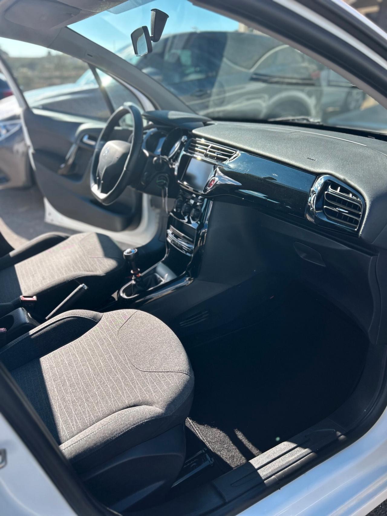 Citroen C3 1.6 BlueHDi 75 cv Selection