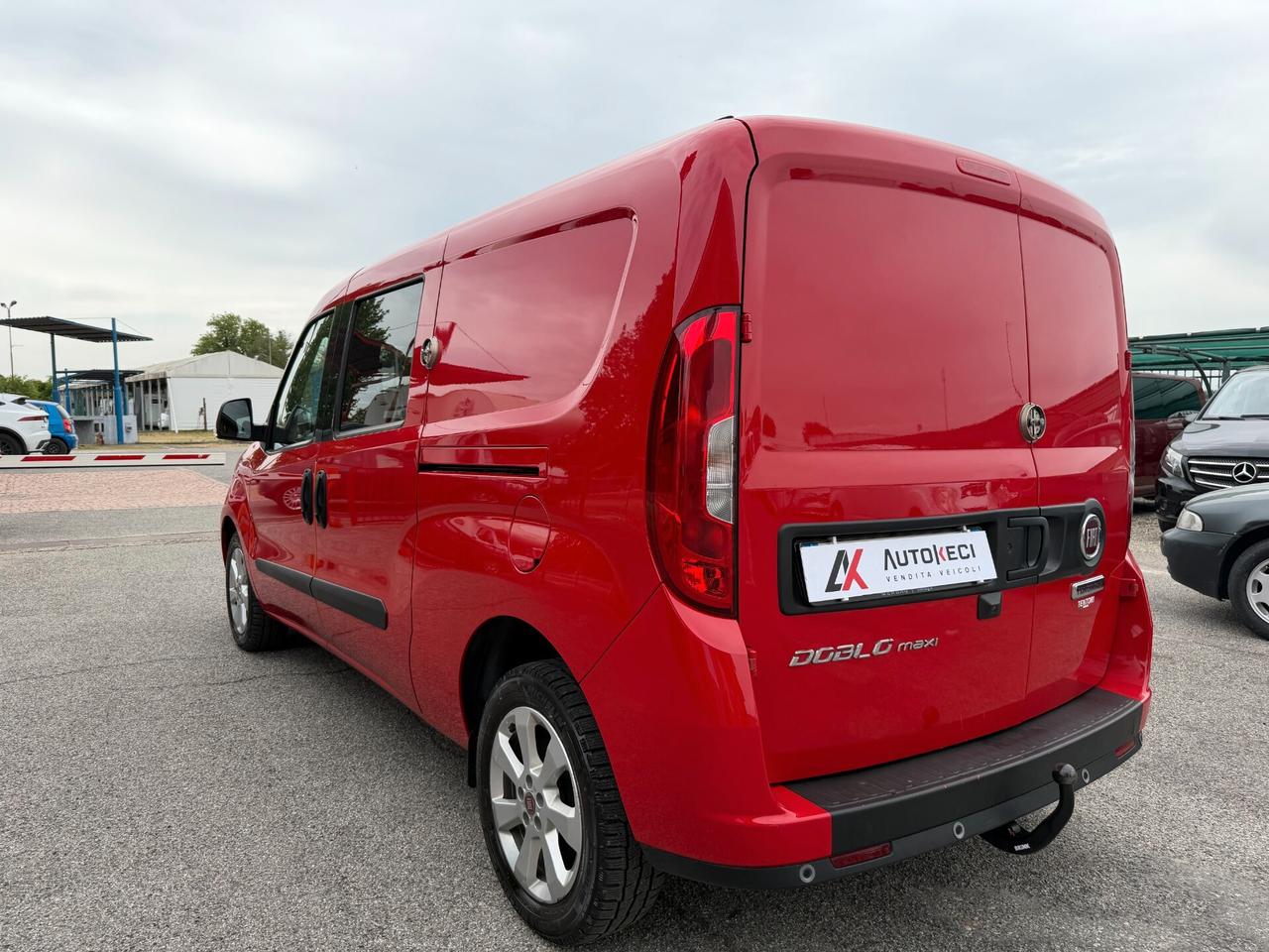 Fiat Doblo 1.6 MJT 120CV S&S PL COMBI MAXI LOUNGE - GANCIO TRAINO