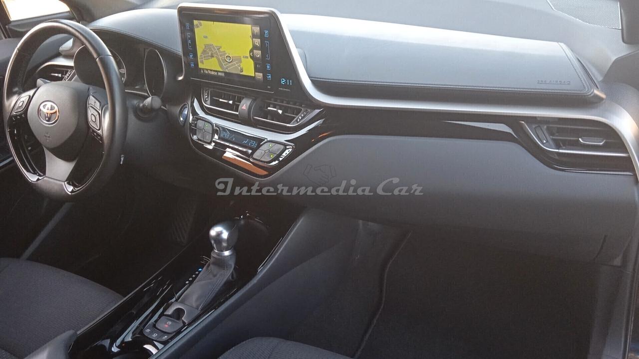 Toyota C-HR 1.8 Hybrid E-CVT Trend