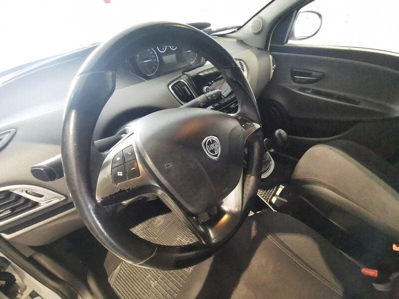 Lancia Ypsilon Ypsilon 1.2 8v Elefantino ecochic Gpl 69cv
