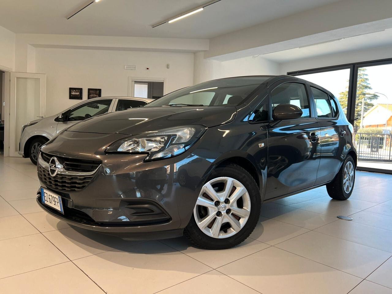 Opel Corsa 1.2 5 porte