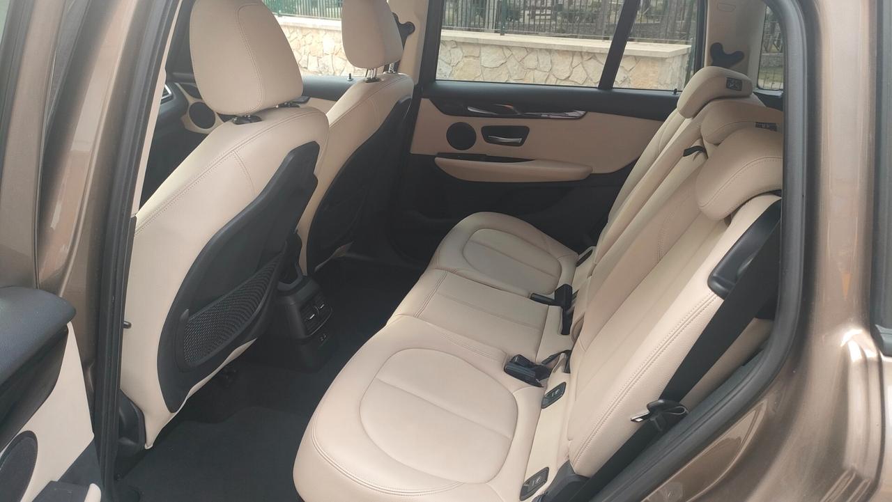 Bmw 2er Active Tourer 216d GRAN Business